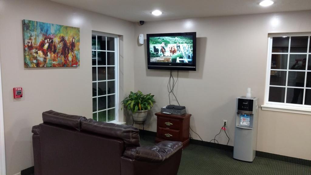 Hurricane Inn Waynesboro Luaran gambar
